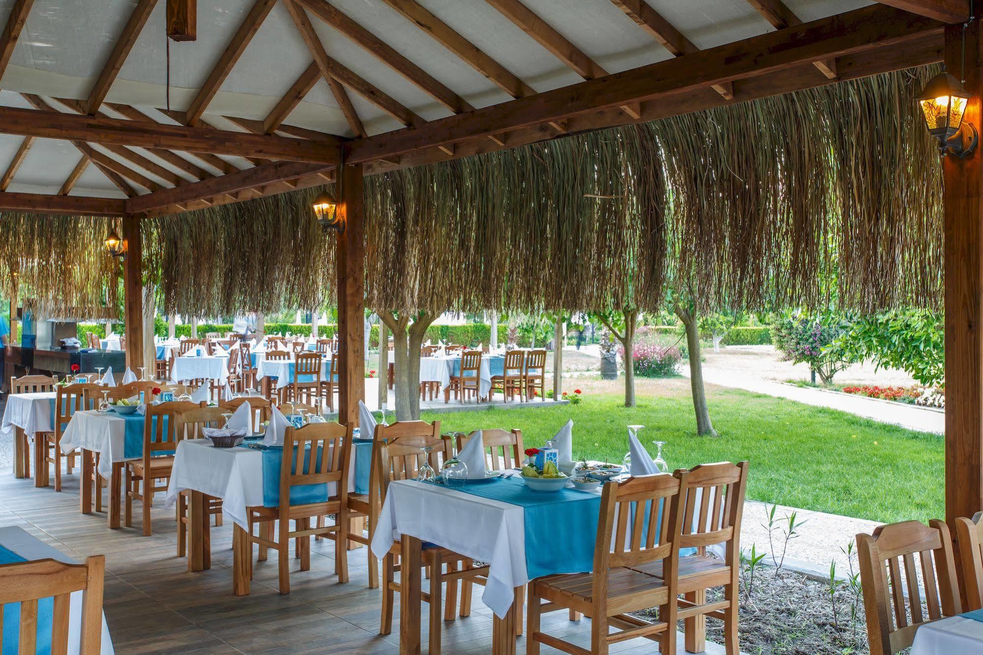 Lucida Beach Hotel Çamyuva Exterior foto
